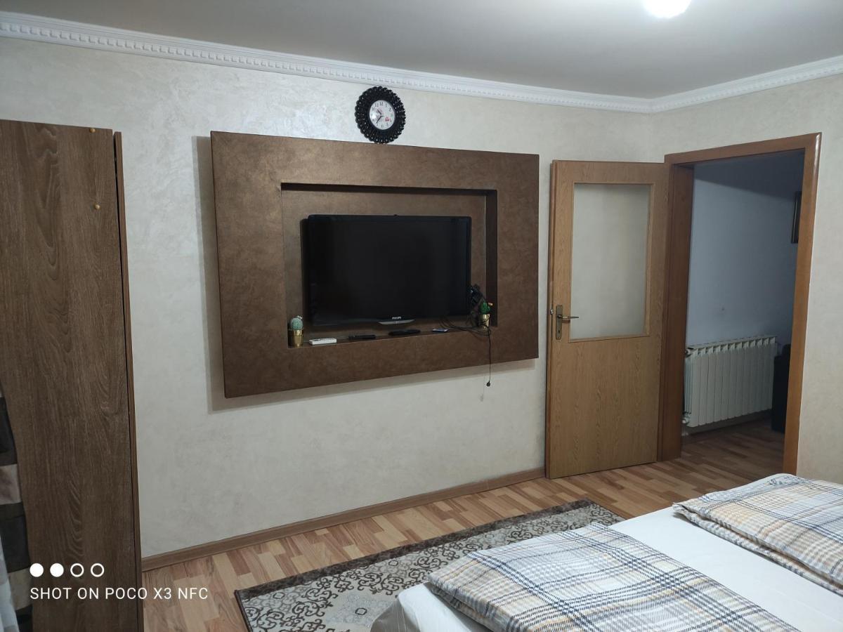 Apartmani Brod Zeniça Dış mekan fotoğraf