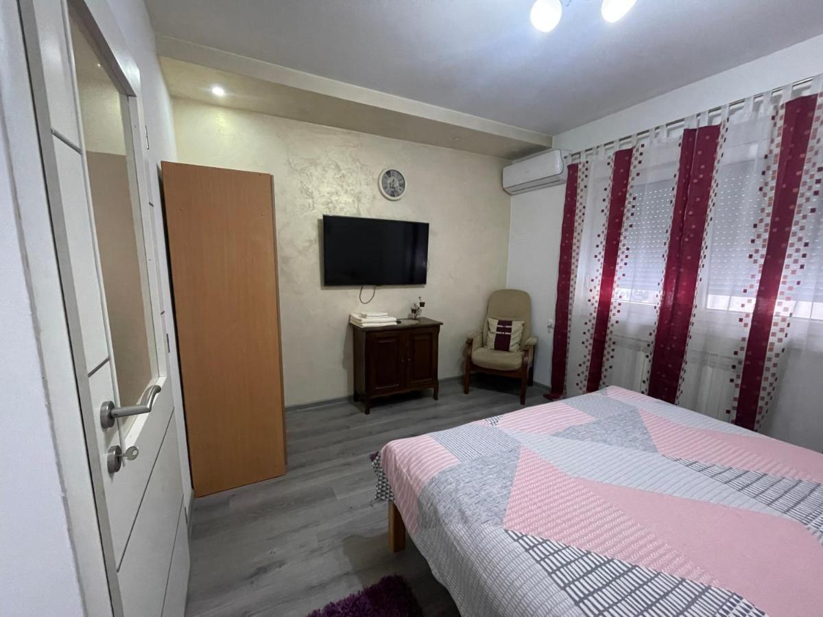 Apartmani Brod Zeniça Dış mekan fotoğraf
