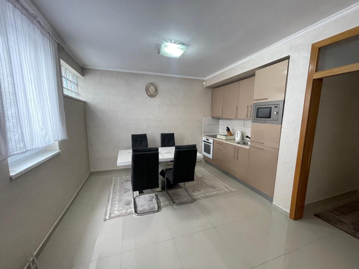 Apartmani Brod Zeniça Dış mekan fotoğraf